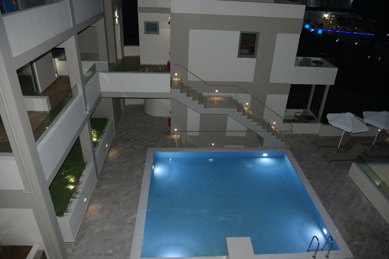 Отель Bali Diamond "By Checkin" Adults Only Экстерьер фото